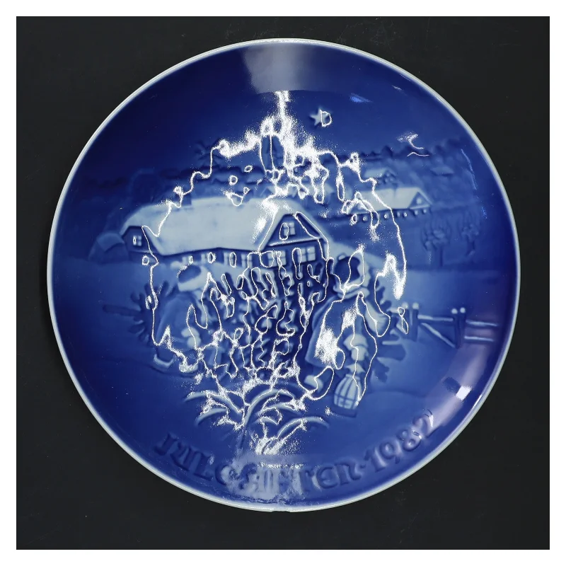Juleplatte 1982 fra Bing Og Grøndal (str. Ø 18,5 cm)