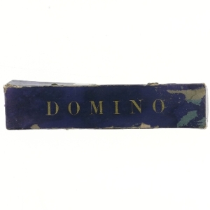 Gammelt Domino spil i æske (str. 24x5,5 cm)