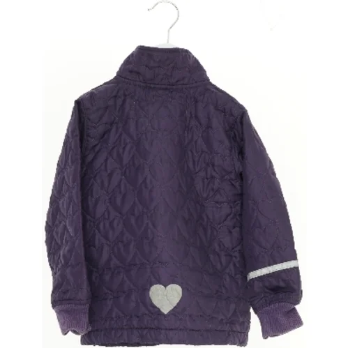 Vatteret jakke med hjerte design fra Pretty Sille (str. 110)