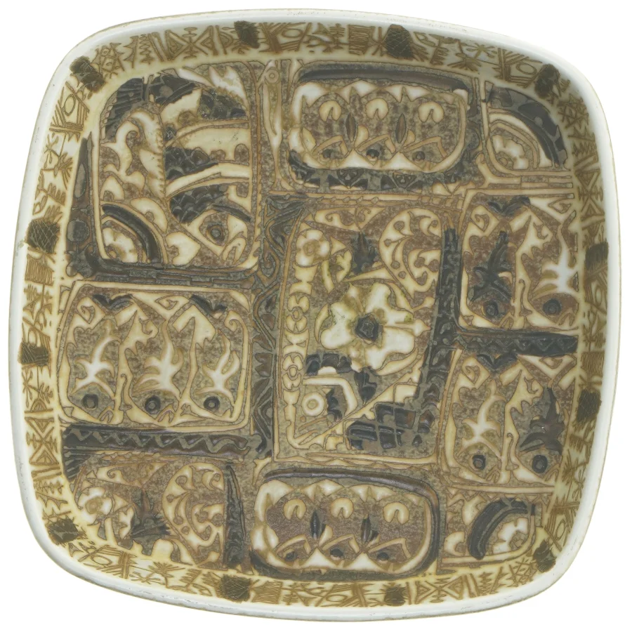 Dekorativ skål fra Royal Copenhagen fra Royal Copenhagen (str. 22,5x22,5 cm)