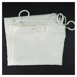 Nyt badeforhæng med ringe (str. 180x180 cm)