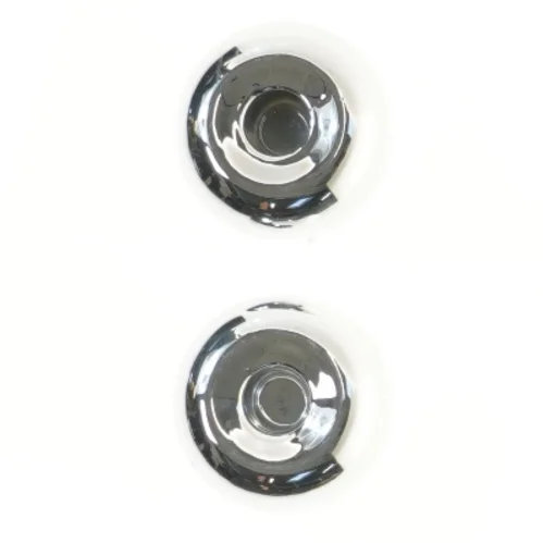 Nyt Sæt af krom lysestager (str. Ø 7,5 cm)