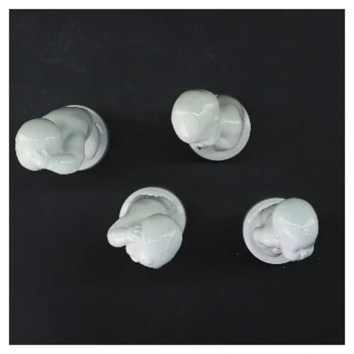 Porcelænsfigurer af de fire piner (str. 4 stk 11,5 cm) fra Bing & Grøndahl