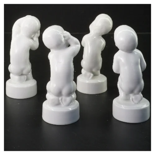 Porcelænsfigurer af de fire piner (str. 4 stk 11,5 cm) fra Bing & Grøndahl