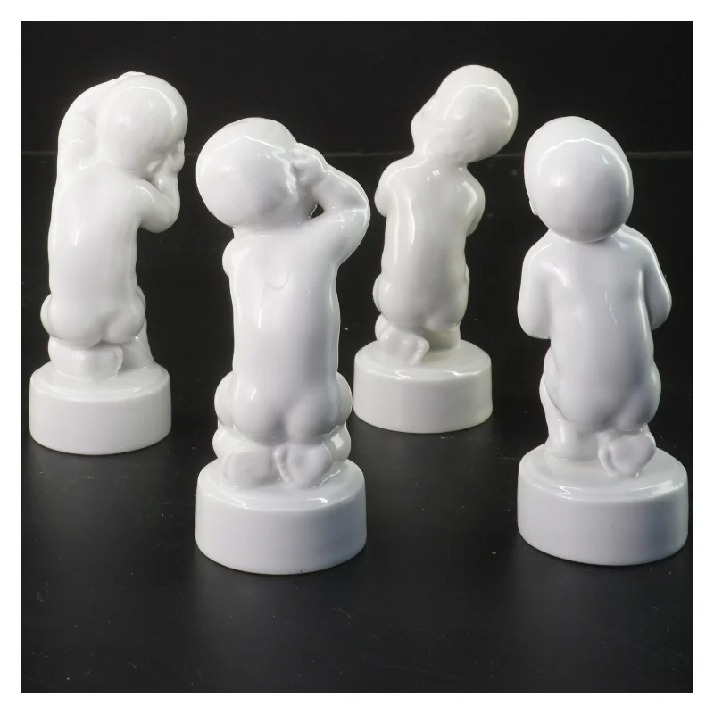 Porcelænsfigurer af de fire piner (str. 4 stk 11,5 cm) fra Bing & Grøndahl