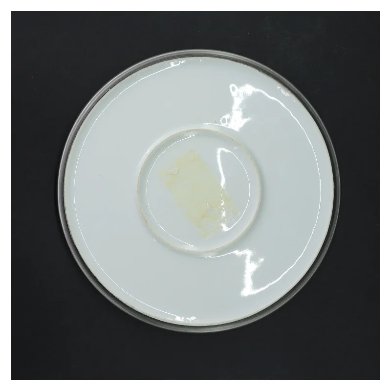 Dekorativt fad med mønster (str. Ø 19,5 cm)