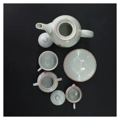 Gammelt Miniature børne tesæt med dyr motiver (str. 13x16,5 til5,5x7 cm)