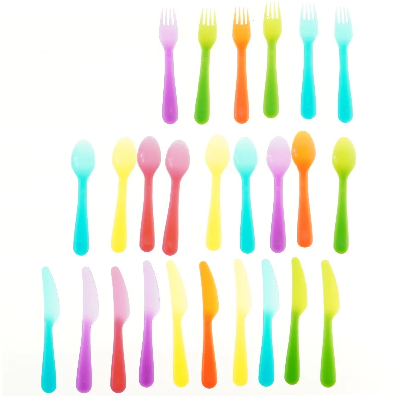 Plastik bestiksæt, 17,5 cm fra IKEA (str. 17,5 cm)6 gafler, 9 skeer og 10 knive