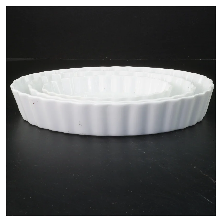 Ovale ildfaste fade med bølget kant fra Galzone (str. 27,5-18 cm)