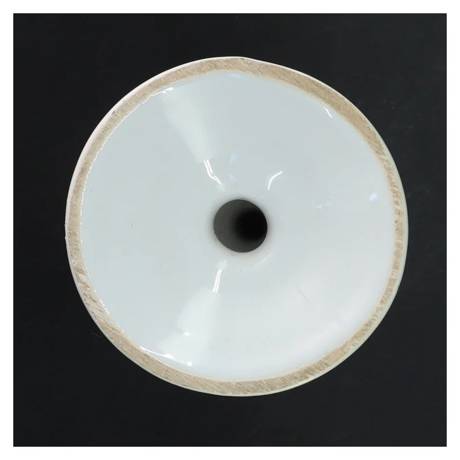 Lysestage i porcelæn med blomsterdesign (str. 17,5 cm)