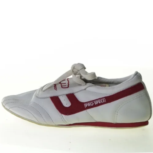 Sports sko fra Pro Specs (str. 25)