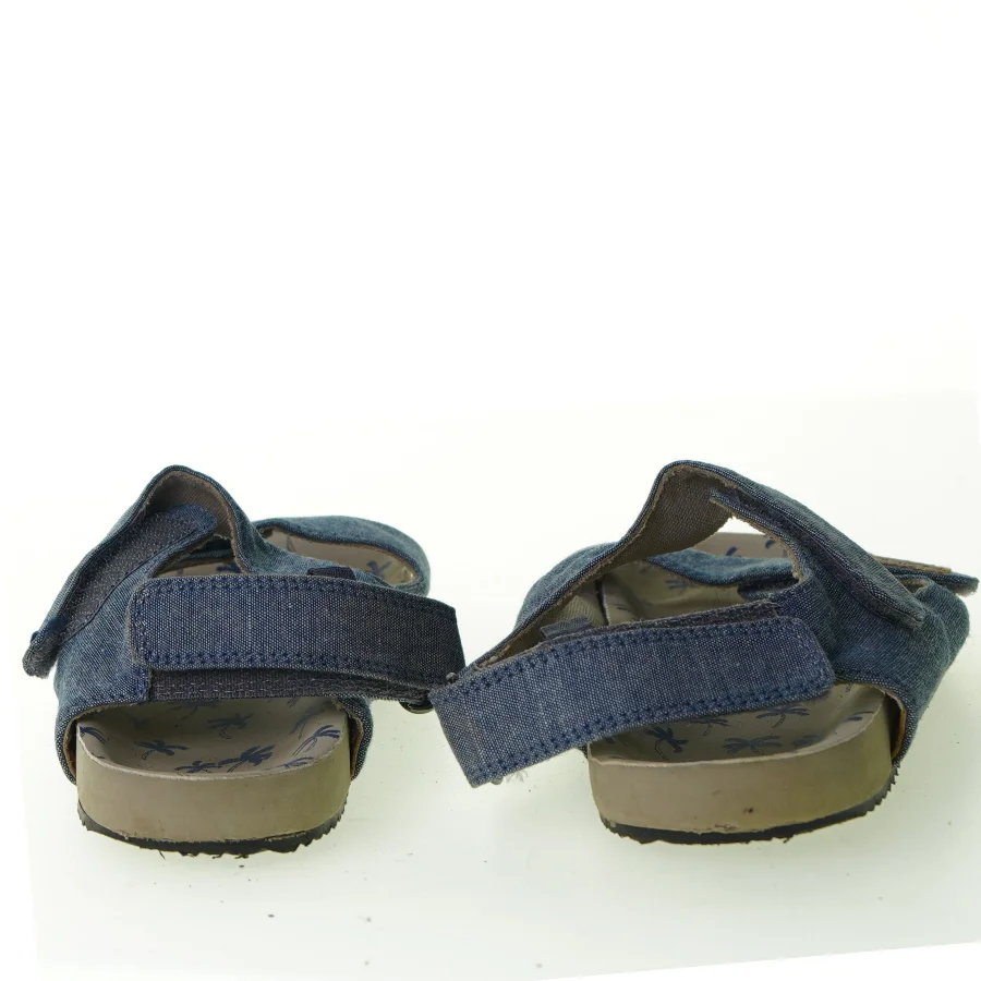 Sandaler fra H&M (str. 31)