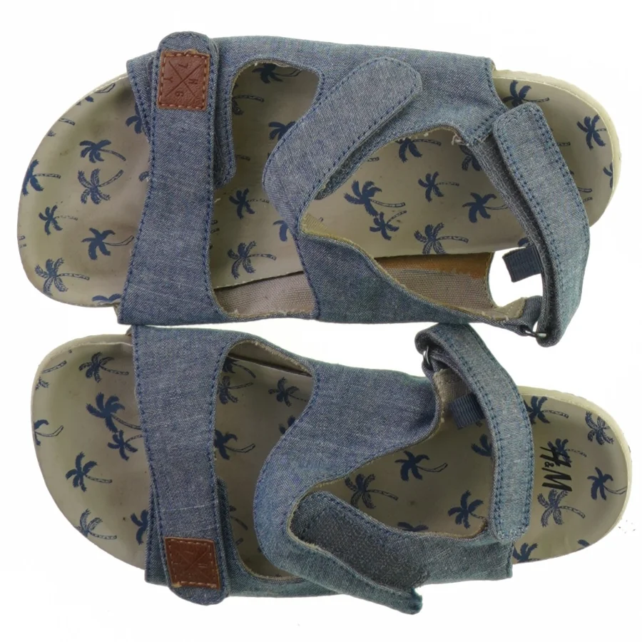 Sandaler fra H&M (str. 31)