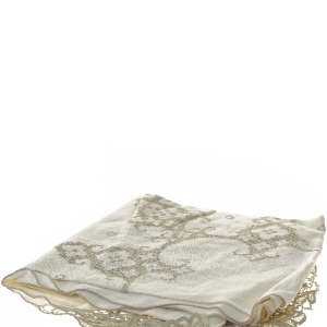 Broderet dug (str. 130x120 cm)