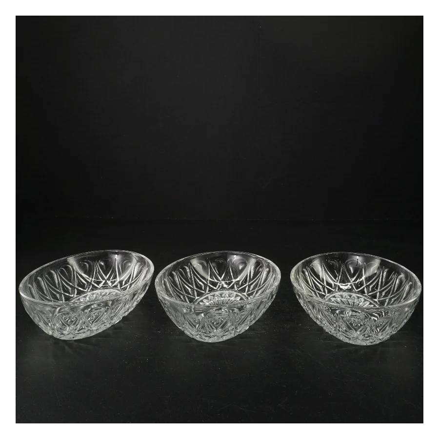 Glas skåle (str. 17 x 11,5 x 3,5 cm)