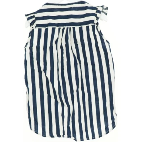 Top fra Pomp de Lux (str. 116 cm)