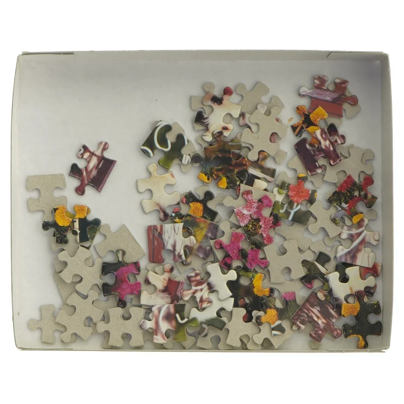 Brugt puslespil med hunde og blomstermotiv