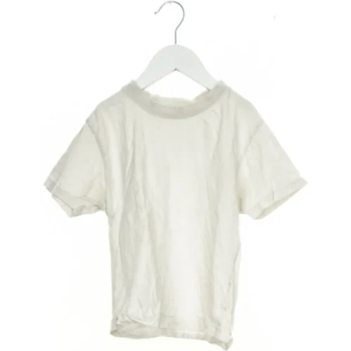 T-Shirt (str. 116 cm)