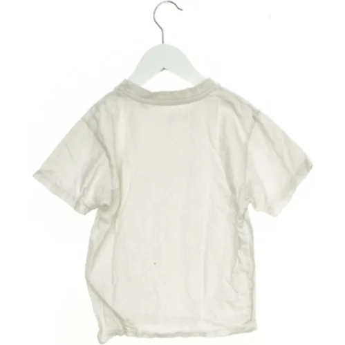 T-Shirt (str. 116 cm)