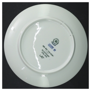 Blå og hvid porcelænplatte fra Royal Copenhagen (str. 18 cm)