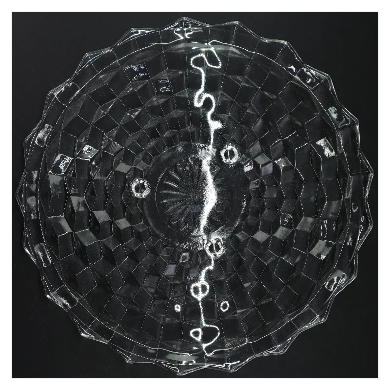Glasfad med dekorativt mønster (str. 31 cm i diameter)