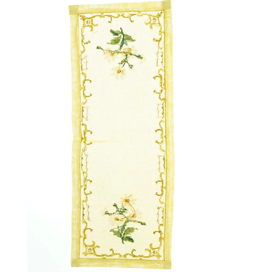 Broderet gul bordløber (str. 22x57 cm)