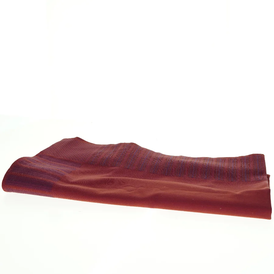 Rød dug (str. 90. x, 175 cm)