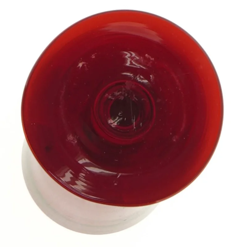 Rødt champagne glas (str. 18 cm)
