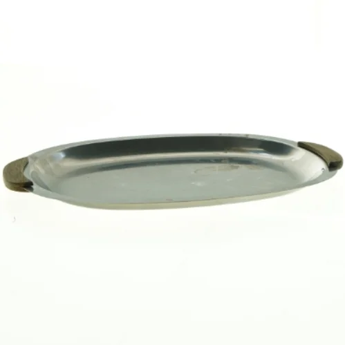 Oval metalbakke med træhåndtag (str. 33 x 22 cm)