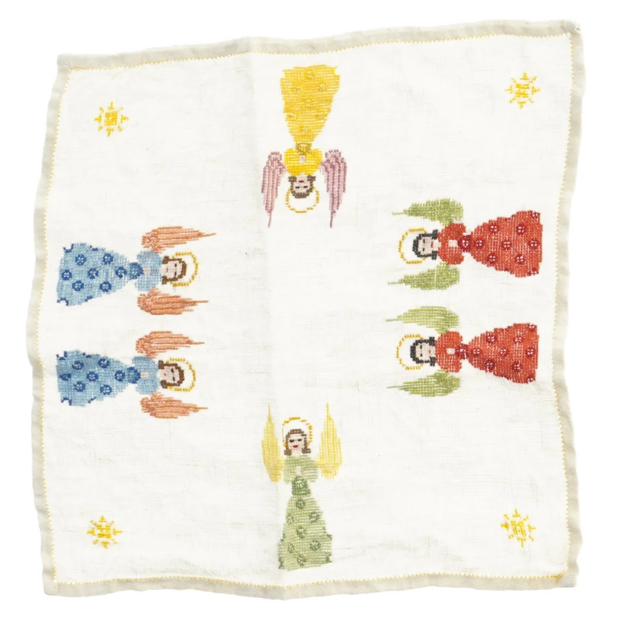 Broderet dug med englemotiv (str. 33x33 cm)