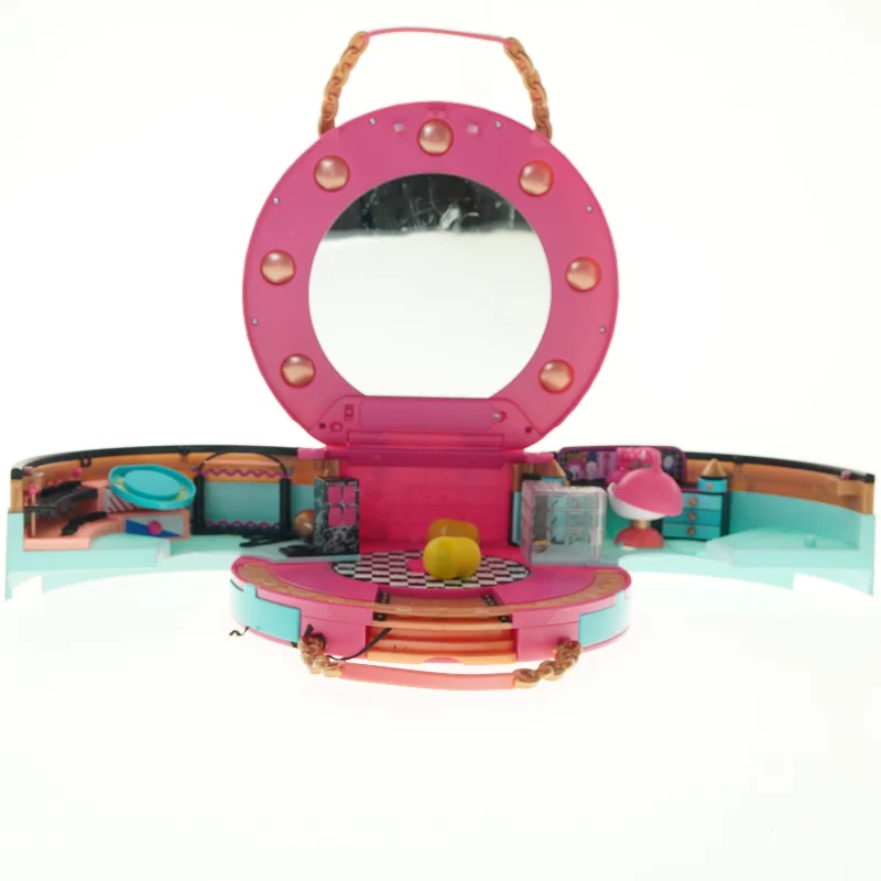 LOL Surprise skønhedsboks fra L. O. L Surprise (str. 30 x 33 cm)