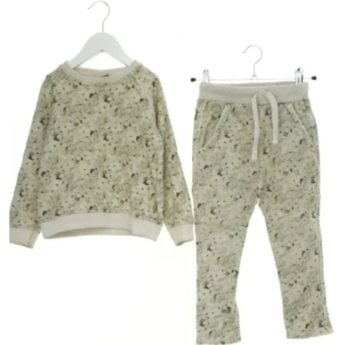 Sæt børnetøj (2 stk.) fra Pomp de Lux (str. 110 cm)