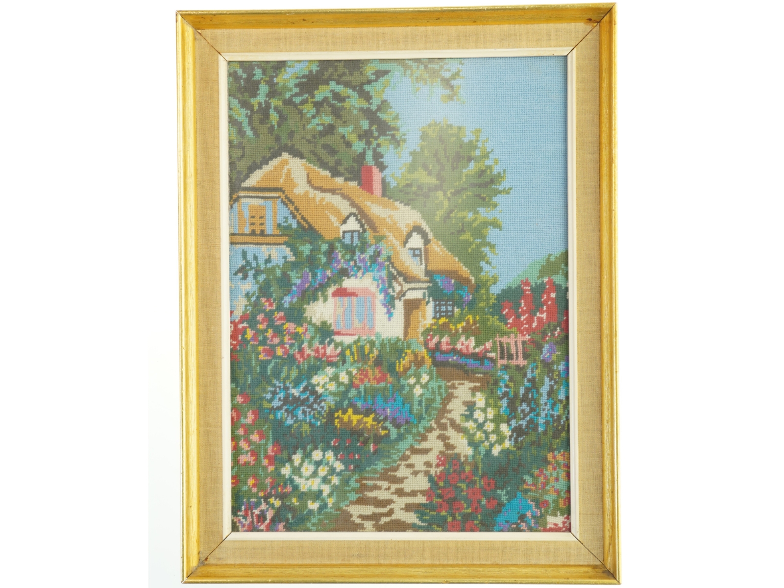 Broderi i træramme (str. 56x43 cm)
