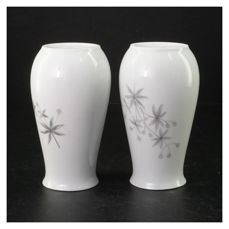 Porcelænskopper og vaser fra B&G (str. 13,5 cm)