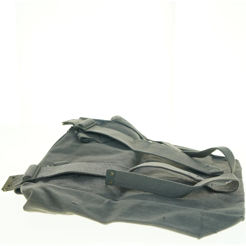 Brugt militær rygsæk (str. 33 x, 10 x 38 cm)