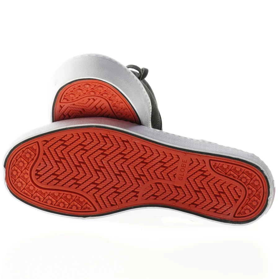 Globe sneakers i ruskind fra Globe (str. 40 )