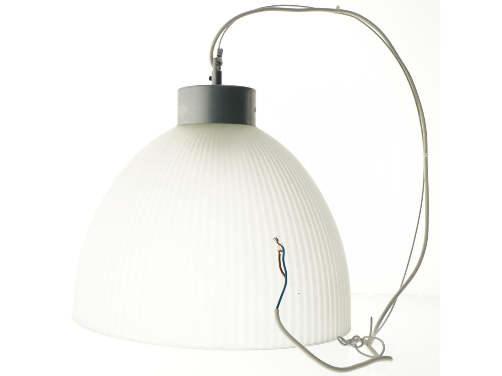 Hvid pendellampe (str. 34 cm)