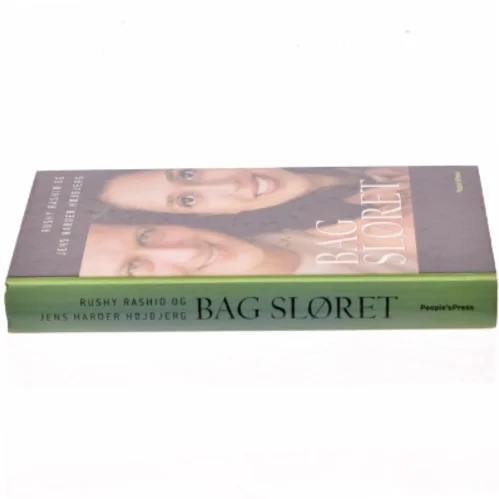 Bag sløret af Rushy Rashid