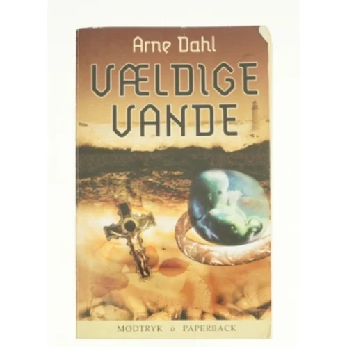 Vældige vande af Arne Dahl fra Bog