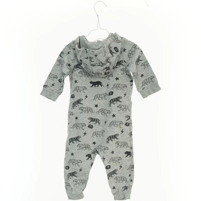 Heldragt (str. 74 cm)