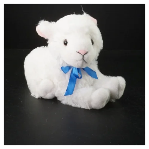 Hvid plyskanin med blåt bånd fra Lambi (str. 24 x 11 cm)