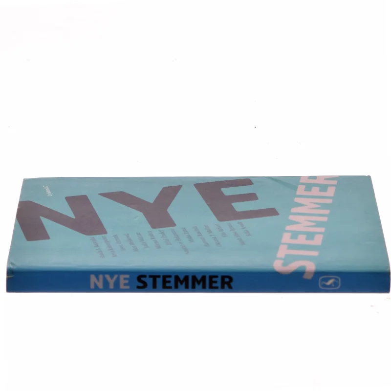 Nye stemmer (Bog)