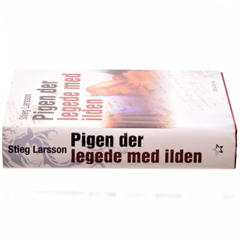 Pigen Der Legede Med Ilden 
