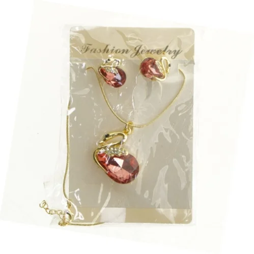 Smykkesæt fra Fashion Jewelry (str. 13 x 8 cm)