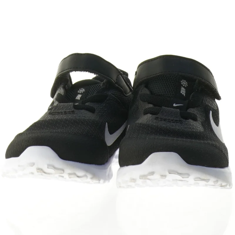 Nike børnesko (str. 25 - 26)