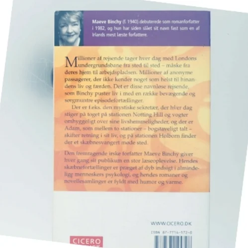 Skæbner undervejs af Maeve Binchy (Bog)
