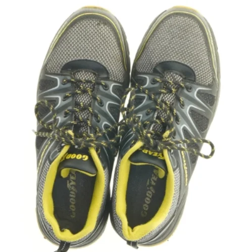 SIkkerhedssko fra Good year (str. 41)