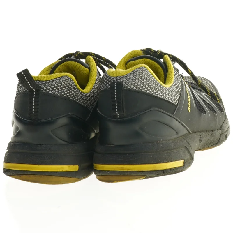 SIkkerhedssko fra Good year (str. 41)