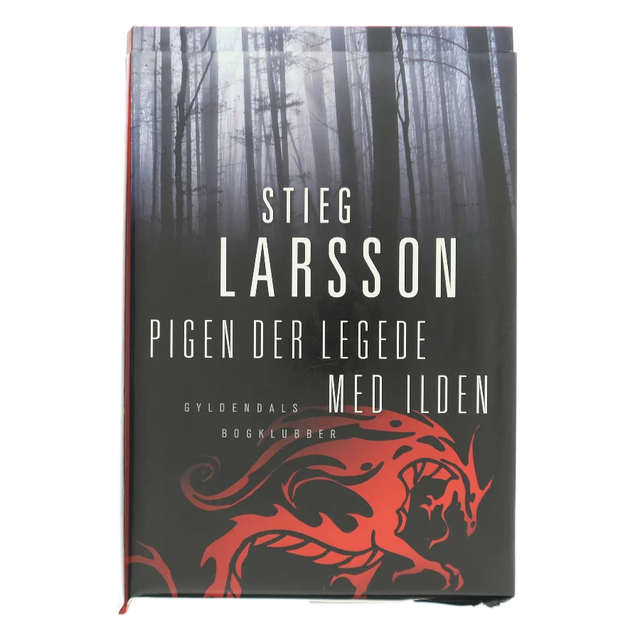 Pigen der legede med ilden af Stieg Larsson (Bog)