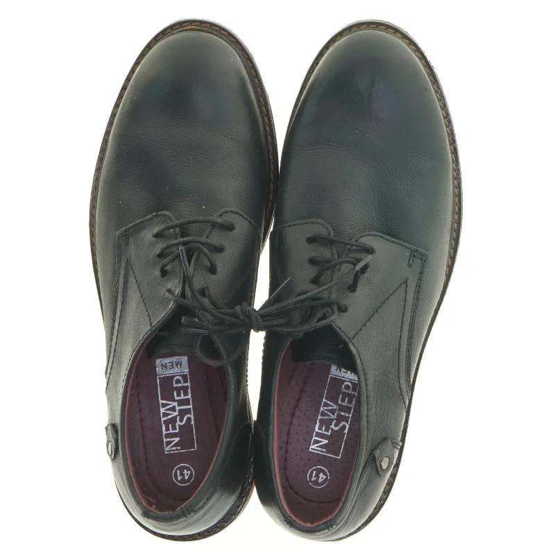 Sorte lædersko fra New Step (str. 41)